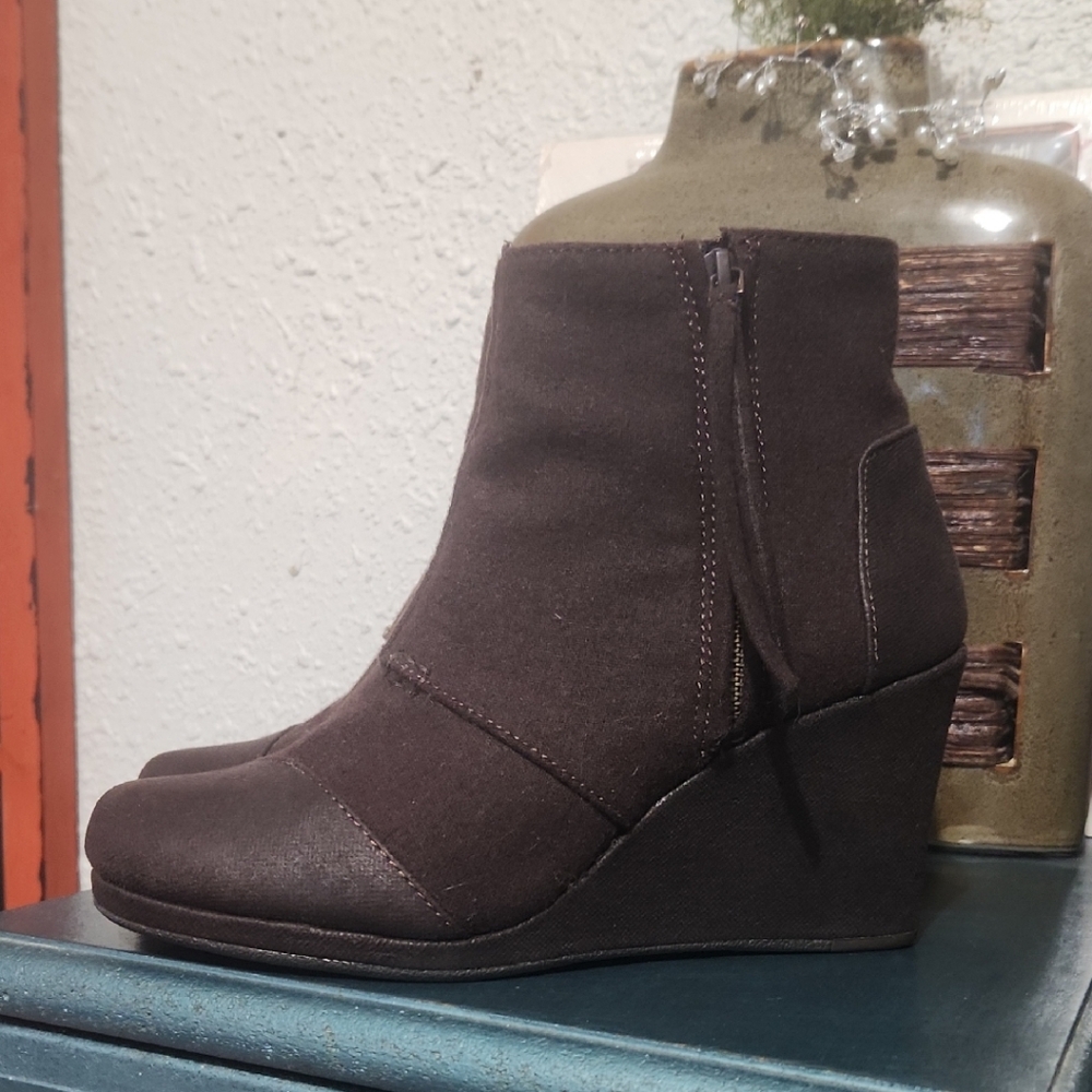 Toms Dark Brown Wedge Ankle Boots